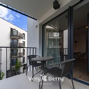 https://garbary-104-apartament-z-balkonem-self-check-in-24h.poznan-hotels.com