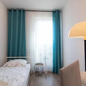 https://apartament-loftowy-wypoczynek-goldair.poznan-hotels.com