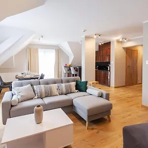 https://vacationclub-rezydencja-karkonoska-apartament-10.karpacz-hotel.com